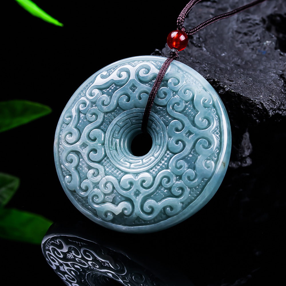 Luxury Gifts Jewelry & Watches Namfleg Mostar - Naturalny birmański jadeitowy wisiorek w kształcie