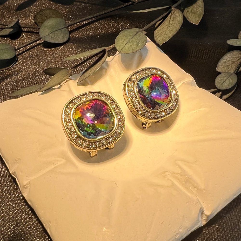 Akcesoria DIY Średniowieczne v – Diamond Stud Earrings recenzja i cena