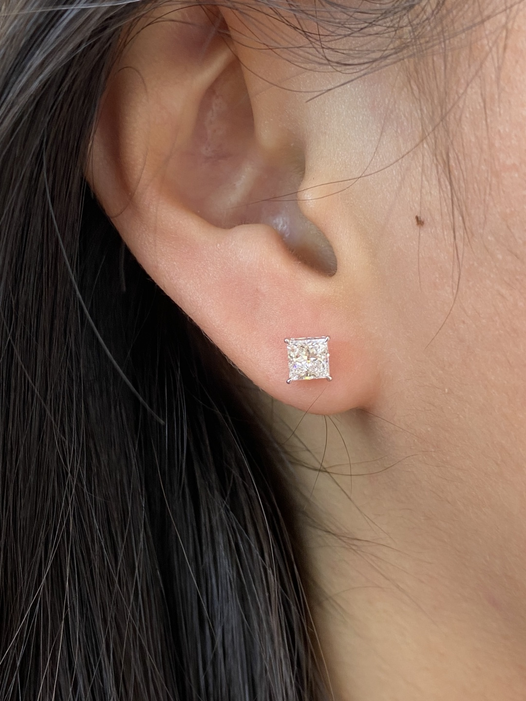 Kolczyki typu solitaire z diam – Diamond Stud Earrings recenzja i cena