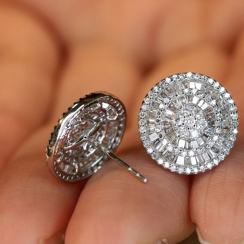 Aazuo, biżuteria 18-karatowa,  – Diamond Stud Earrings recenzja i cena